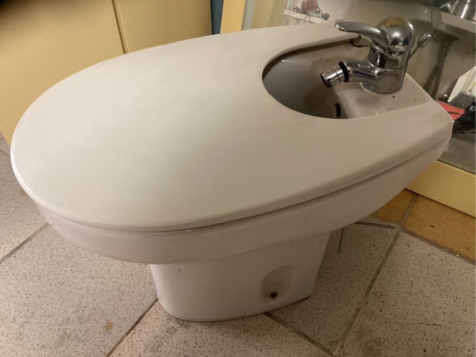 Conjunto de Casa de Banho Completo – Móvel com Lavatório, Espelho, Bidé e Sanita