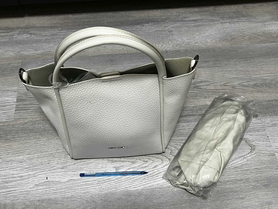 Жіноча сумка шоппер (тоут) з ручками біла David Jones