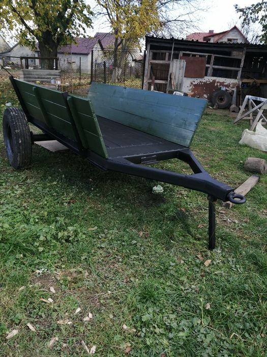 Причіп тракторний