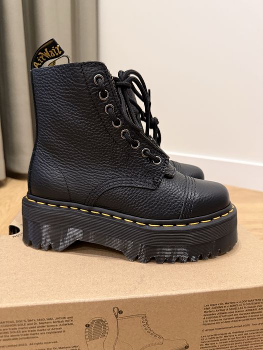 Dr. Martens Sinclair Tourist Boots