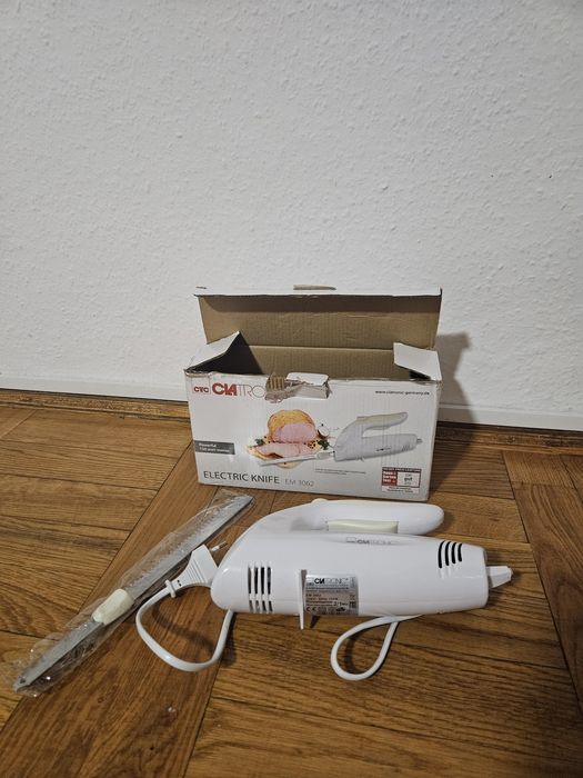 Nóż elektryczny Clatronic EM 3062