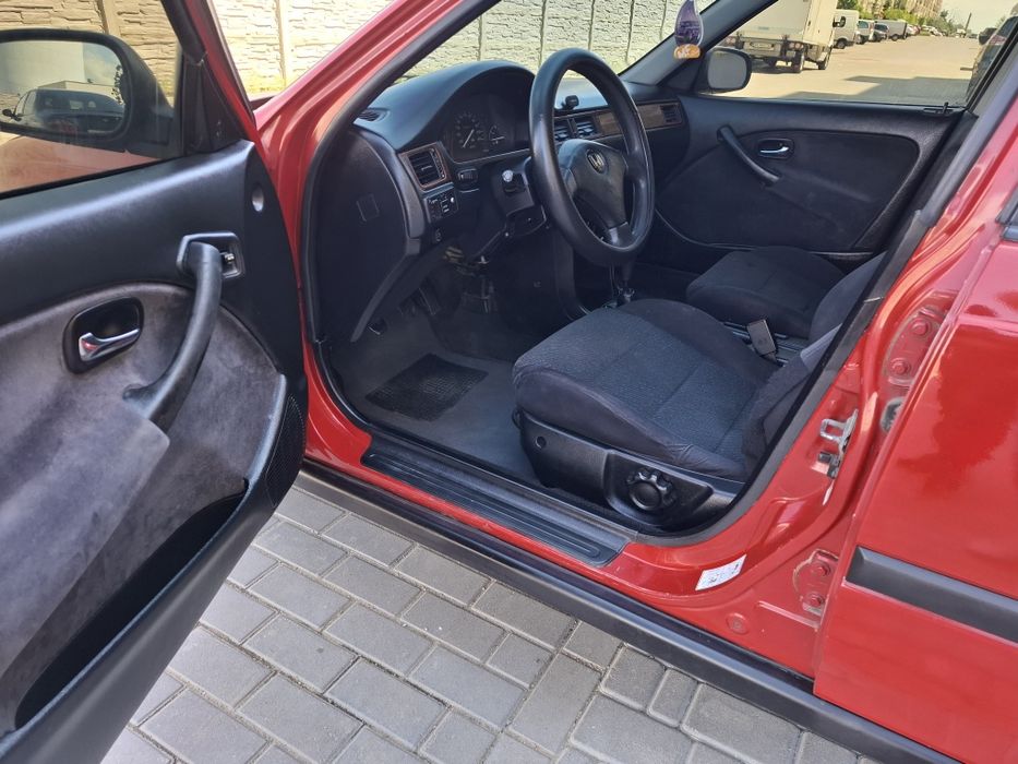 Хонда Цивик HONDA CIVIC 1.4   Газ бензин