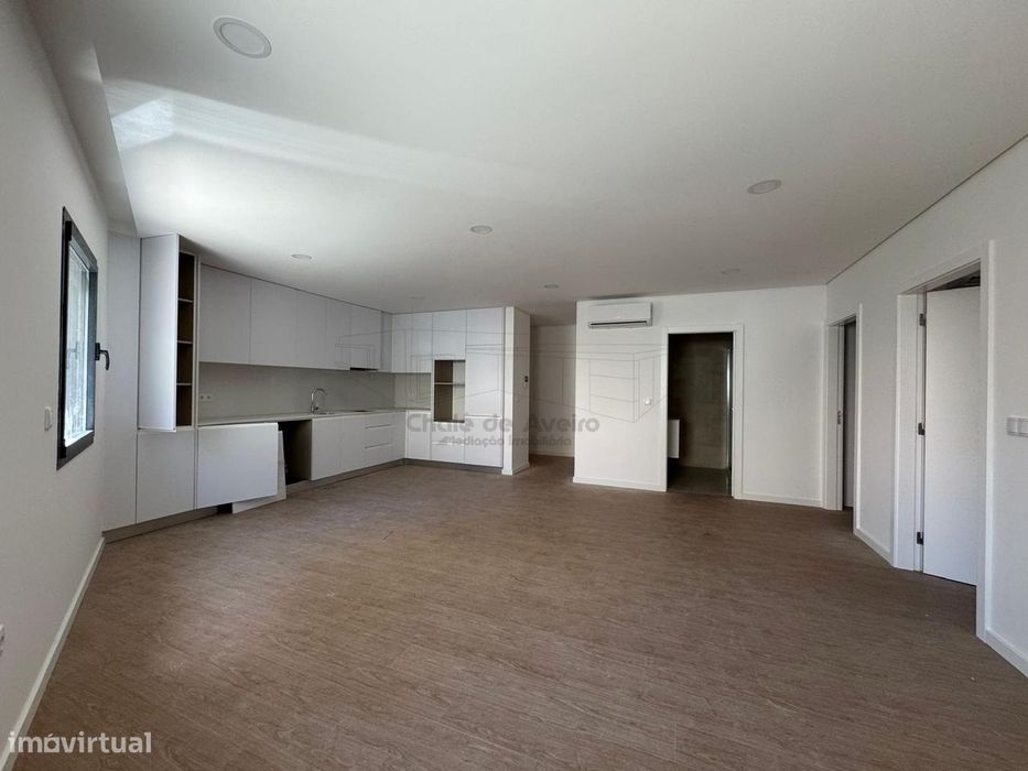 Apartamento T1+1 Venda em Esgueira,Aveiro