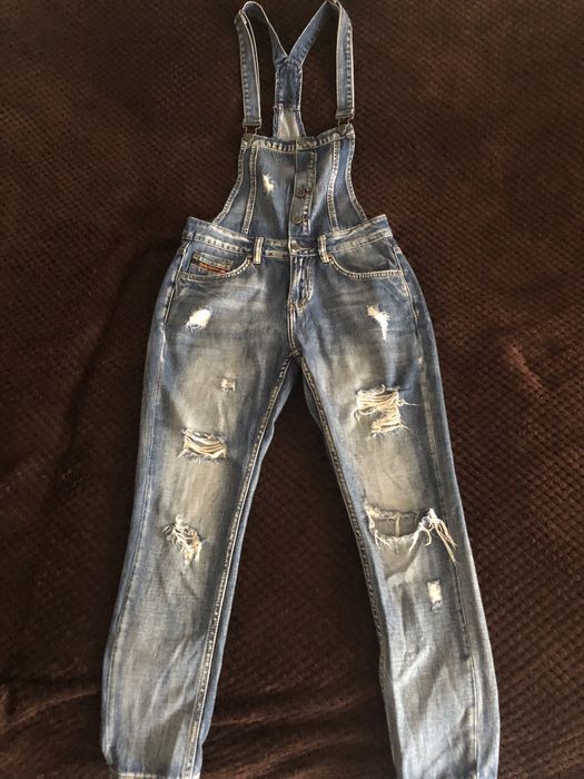 Джинсовий комбінезон новий