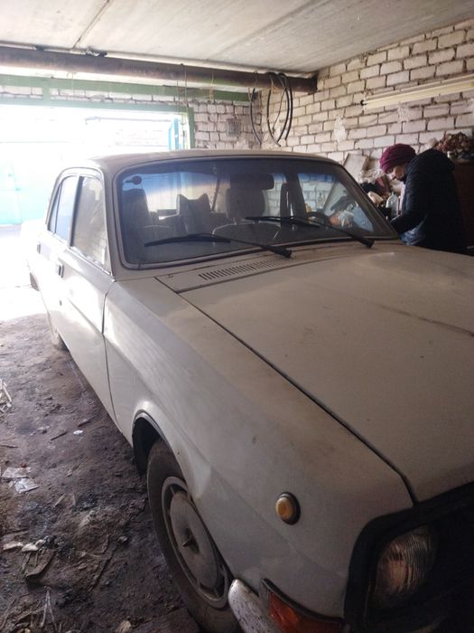 Продам автомобіль ВОЛГА 24-10