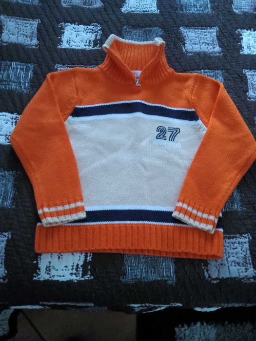 Camisola Gola alta com fecho, Unissexo
Para 8 anos