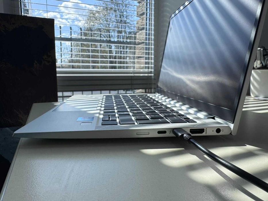 Гарний стан/EliteBook 830 G8/ультрабук/13.3"/офісу навчання
