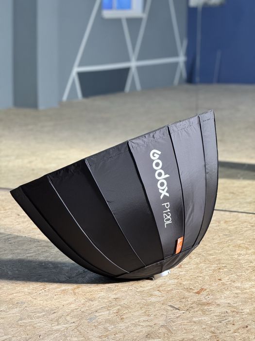 Студийный свет Amaran 200d + Софтбокс Godox P120L