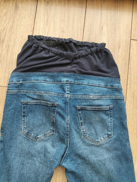 Джинси для вагітних