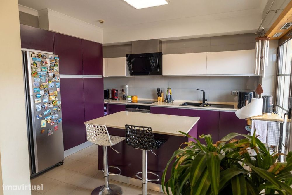 Moradia T3+2 Jardins Parede
