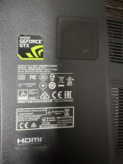 Laptop MSi ms-16J9 GTX 1050