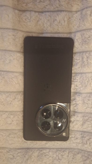 Oneplus 12 16/512gb silky black 97%
