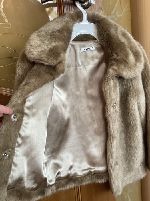 Шубка дитяча унісекс. На 3-4рочки