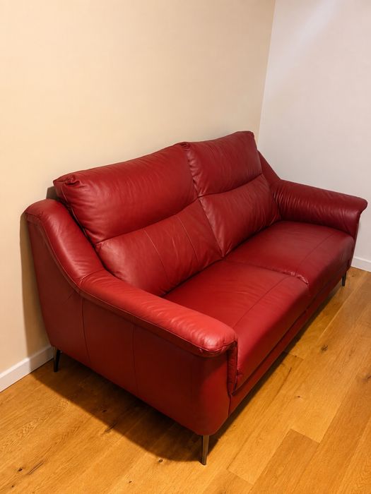 Elegancka skórzana sofa KLER – 3-osobowa, kolor bordowo-czerwony