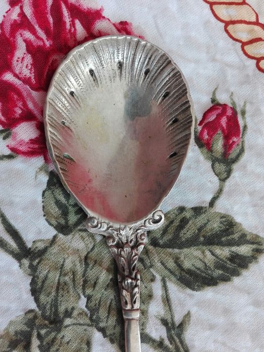 Piękna łyżka Ażurowa SREBRO pr. 800