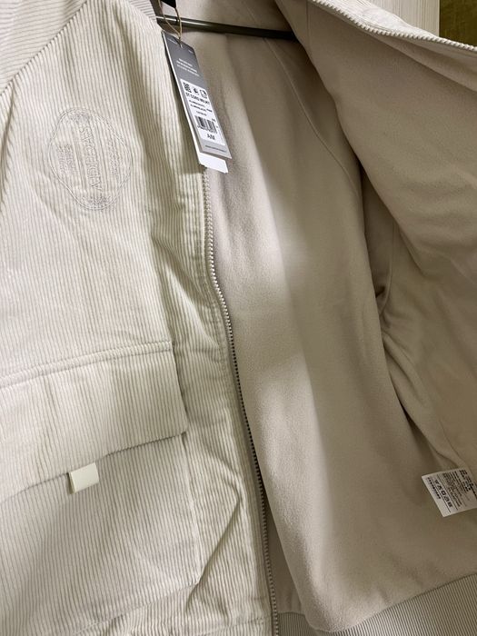 Куртка бомбер чоловіча adidas розмір M S