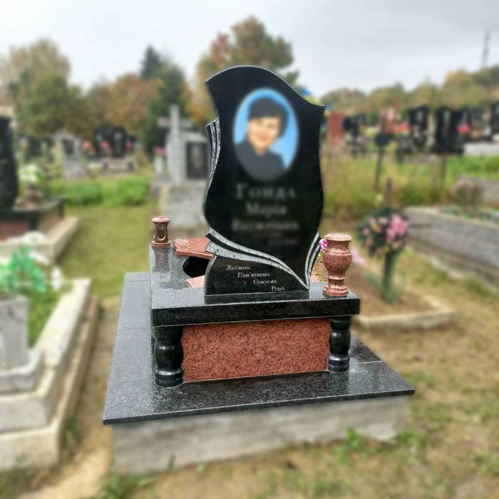 Виготовлення пам’ятників під ключ