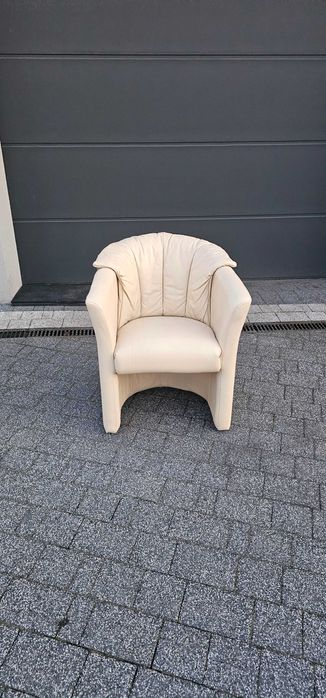 Kompaktowy Fotel skórzany