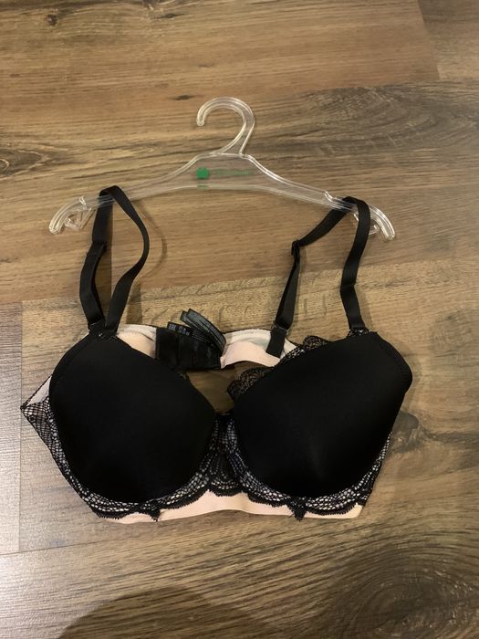 Nowy stanik/ biustonosz push up damski marki Esotiq rozmiar 75 B