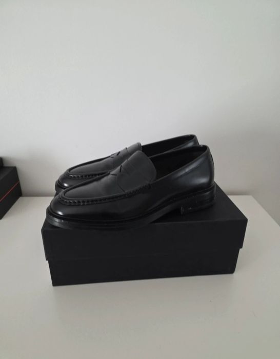 Sapatos Clássicos de pele Massimu Dutti
