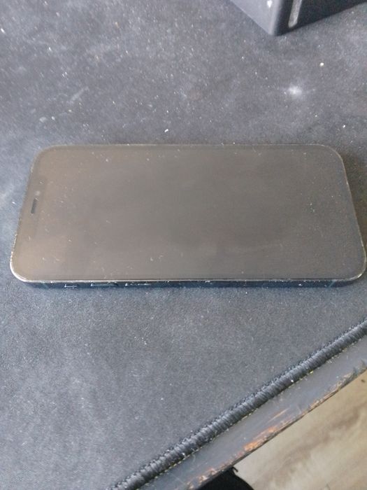 Iphone 12 pro на запчастини