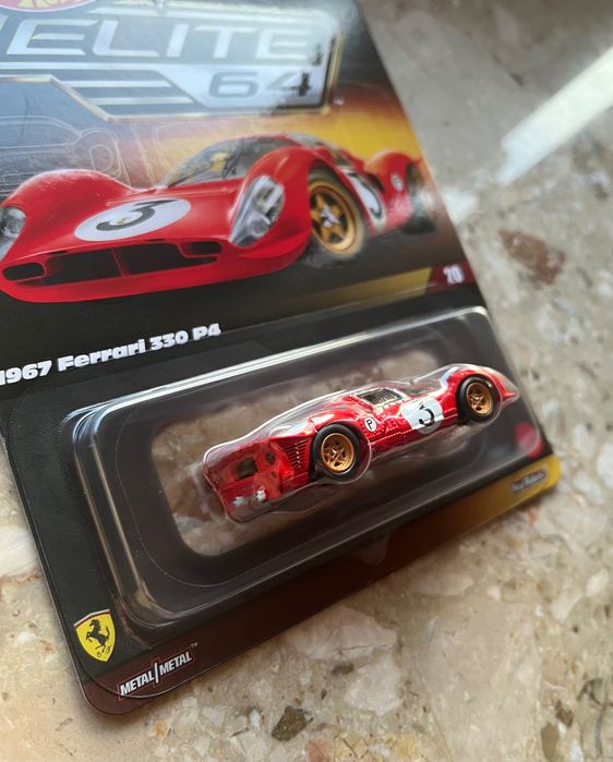 Hot Wheels Elite64 Ferrari 330 P4