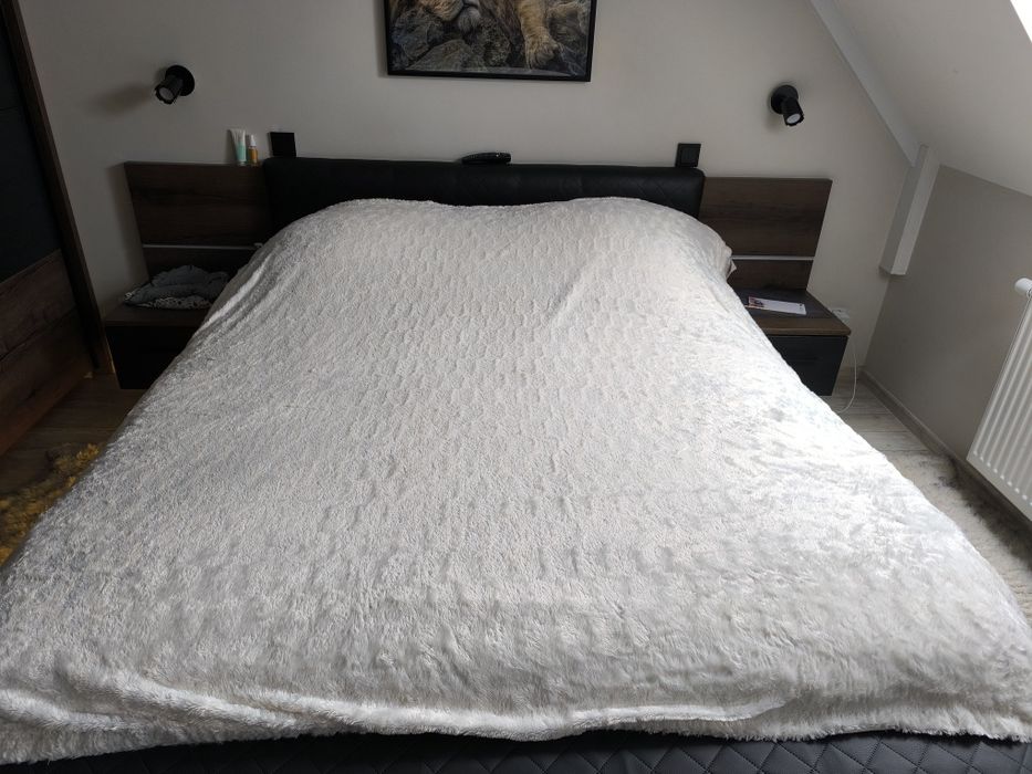 Narzuta na łóżko 220*210