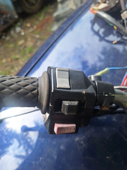Lewy przełącznik zespolony świateł yamaha virago 535