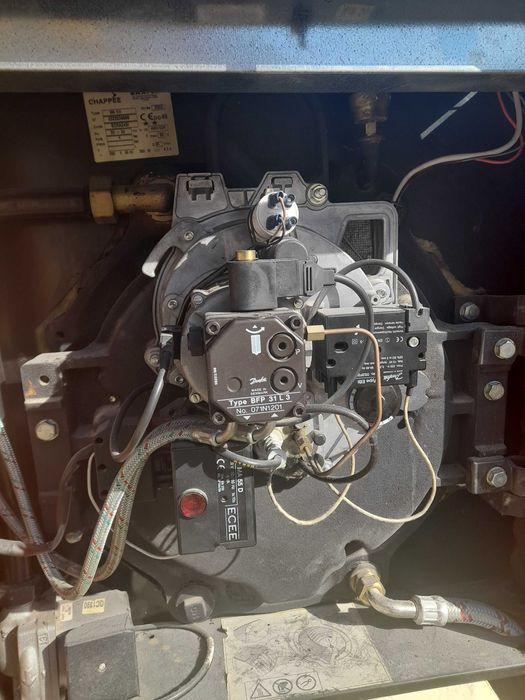 Caldeira Chappee aquecimento e AQS.