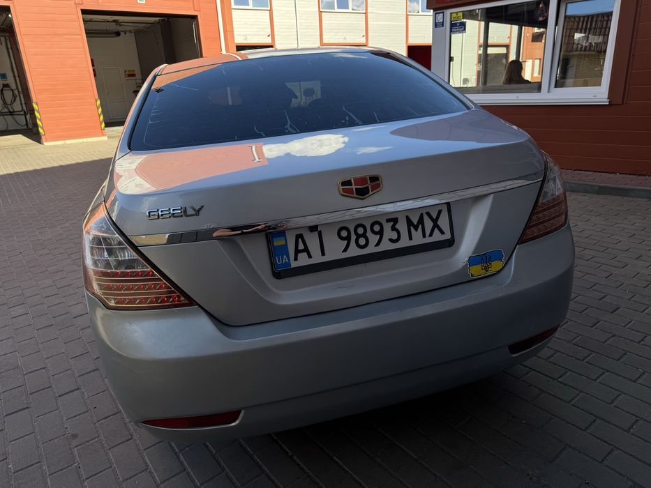 Geely Emgrand 7 2013