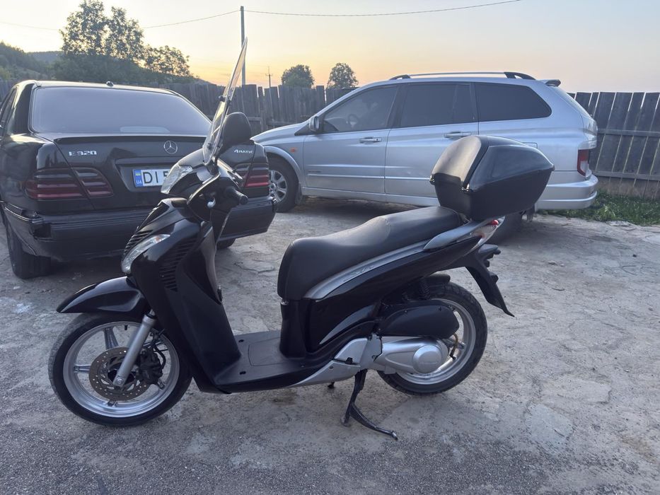 Хонда SH 150   12р  гарний збережений стан
