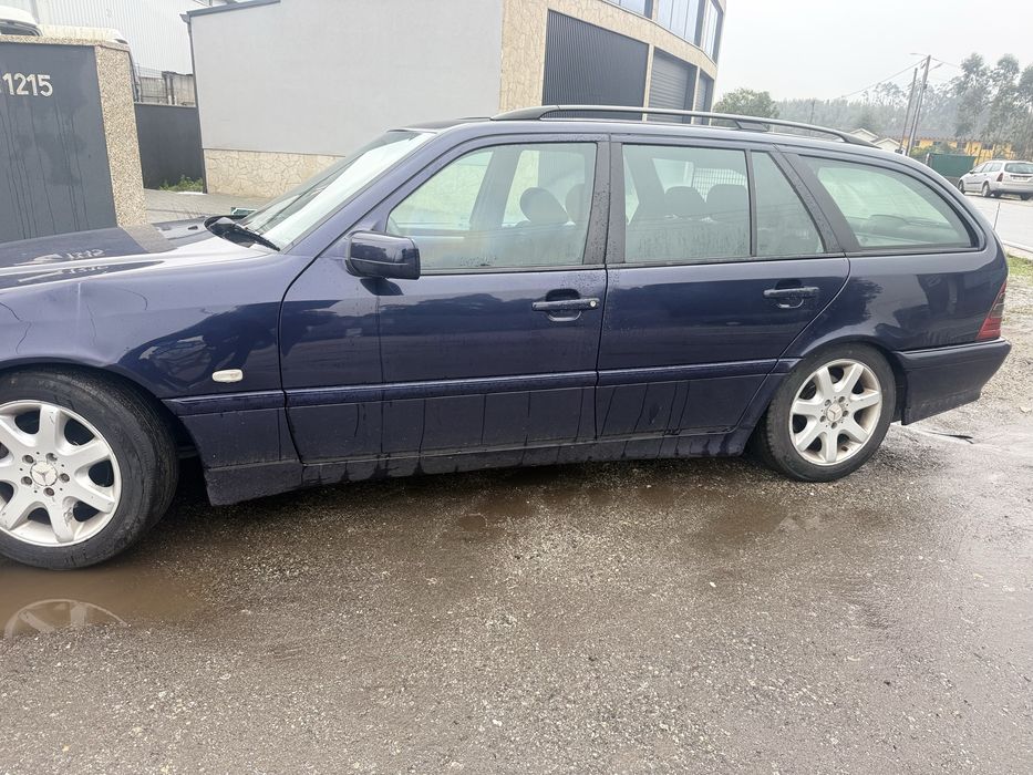 Carrinha mercedes w202 C200 cdi 2.0 ano 99 viatura para venda de peças