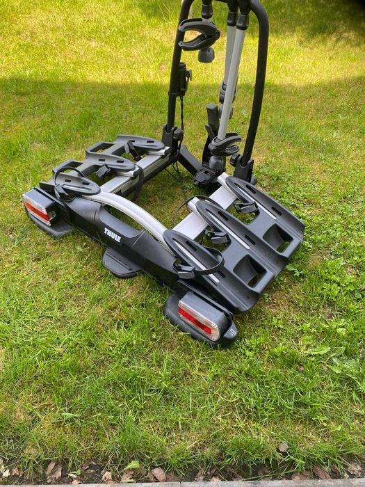 Thule VeloCompact 926 stojak na 3 rowery na hak