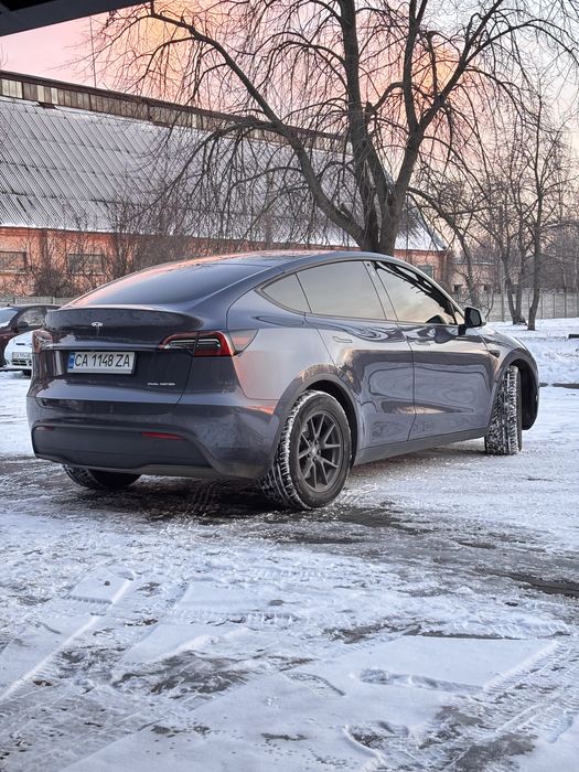 Tesla MY без ДТП