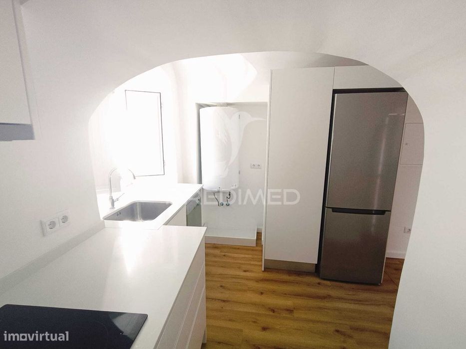 Apartamento T2 Totalmente Remodelado – Centro da Cidade