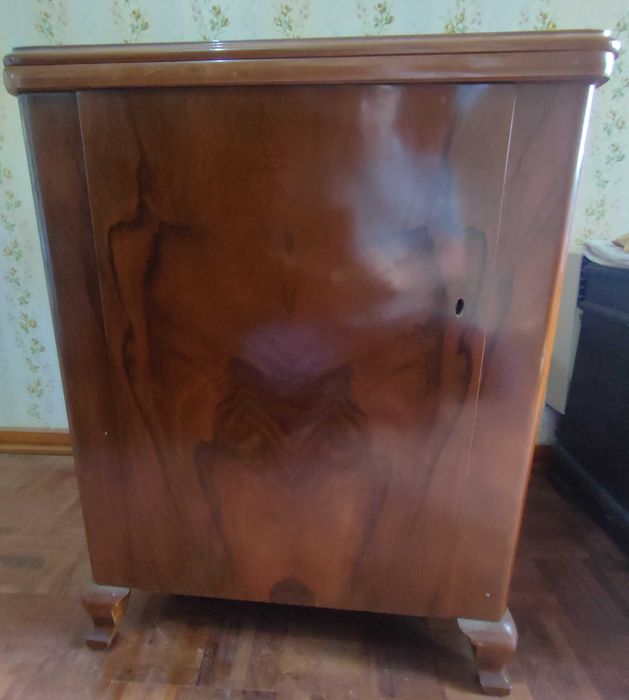 Máquina de costura OLIVA c/ móvel mod. CL45