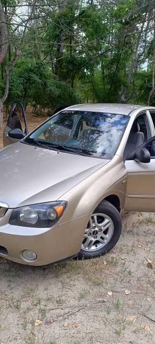 Kia cerato 2006 год