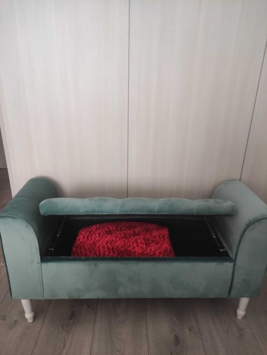 Ótimo estado! cadeira e banco comprido com arrumação