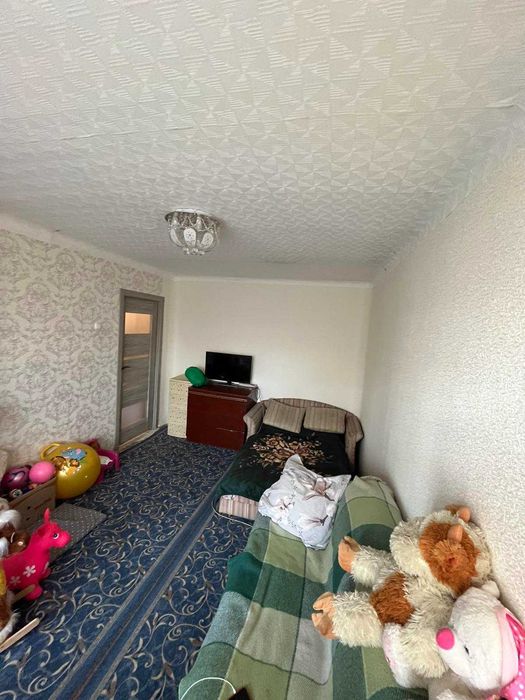 Продам 1 комн. квартиру, 5/5, пл. 37 кв.м
