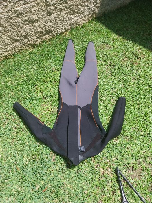 Fato de surf masculino