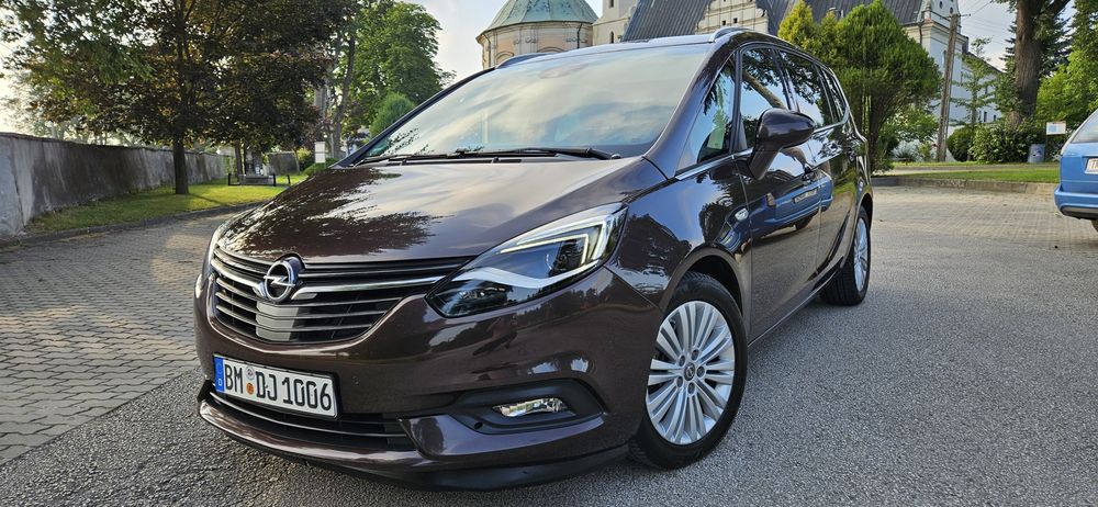 OPEL ZAFIRA C Lift 2017 R.Automat.Serwis.Kamera.Radar.Dobrze Utrzymana.Raty
