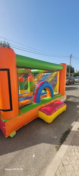 insuflaveis trampolim festas aniversários