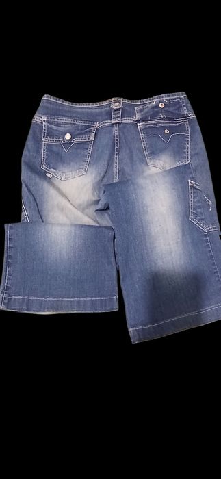 Джинси унісекс. Оригінальний дизайн