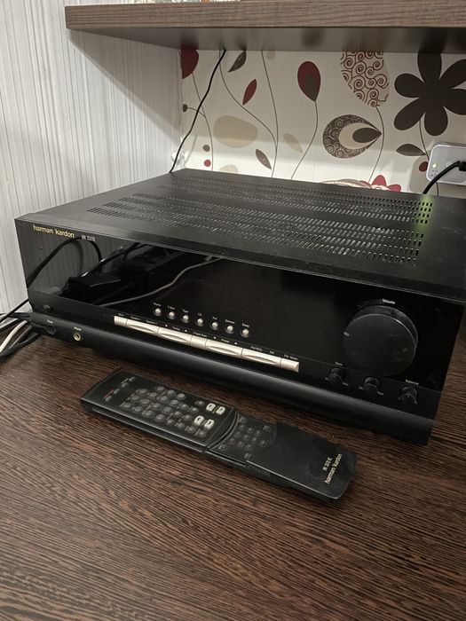 Стерео ресивер Harman Kardon HK3370