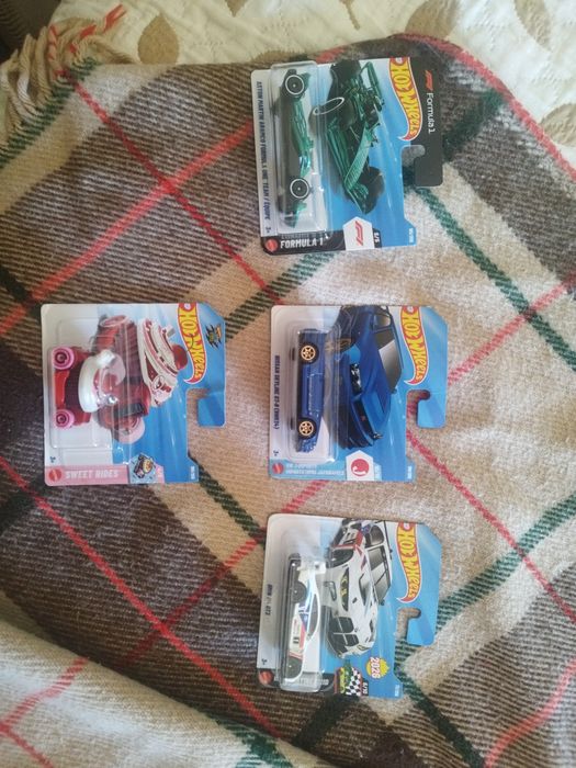 Quatro Hotwheels