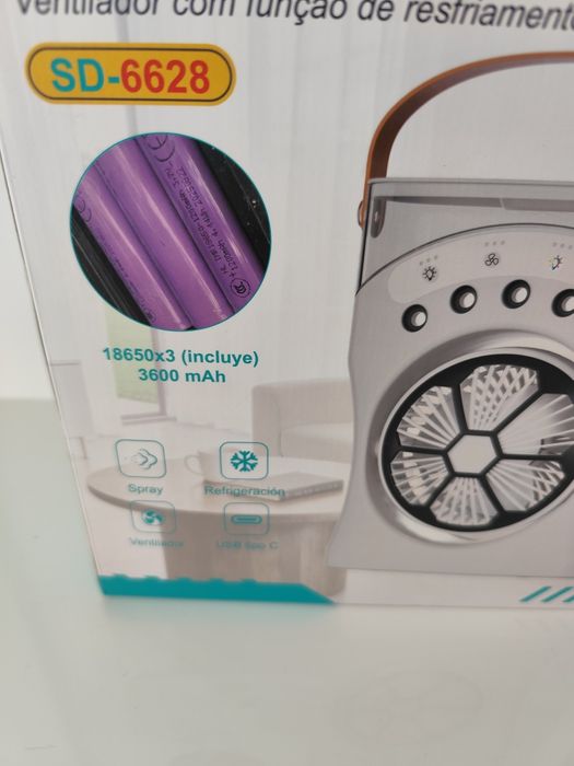 Ventoinha portátil com vapor de água e luz - Nova