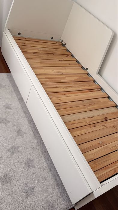 Cama individual/ dupla/ solteiro branca flekke