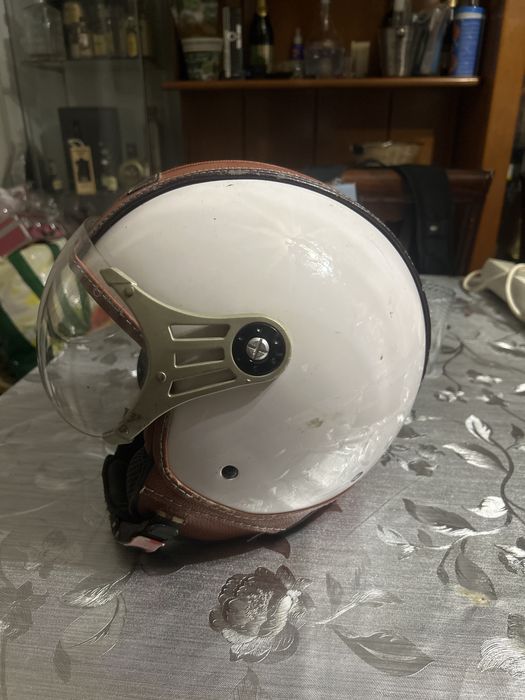 Capacete usado mas antigo