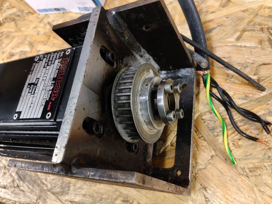 Serwo silnik BALDOR BSM 3R-2-50-B14 1,26kW