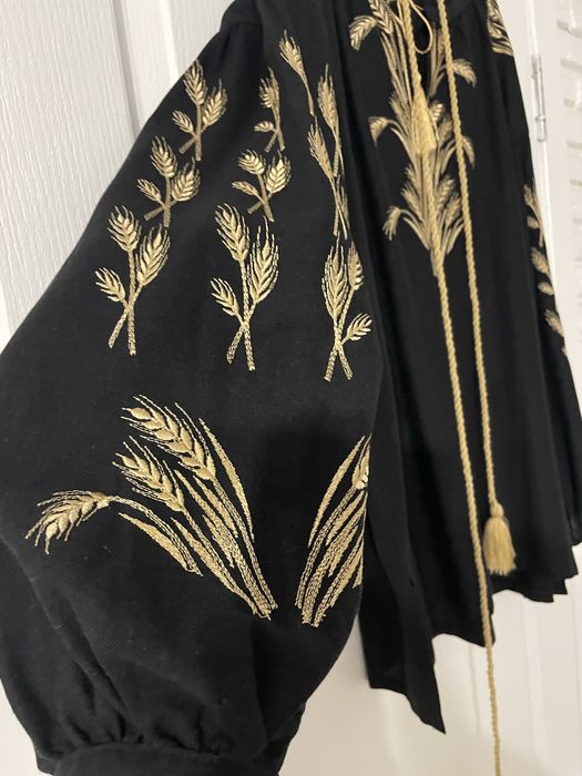 Продам вишиванку жіночу